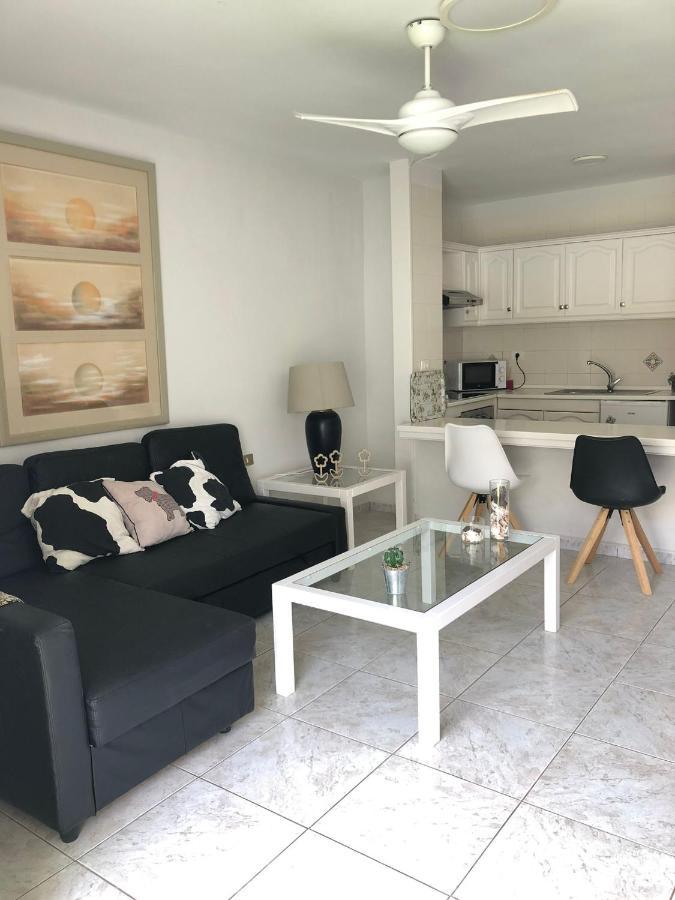 Apartamento De 1 Dormitorio En Victoria Court 2 Los Cristianos. لوس كريستيانوس المظهر الخارجي الصورة
